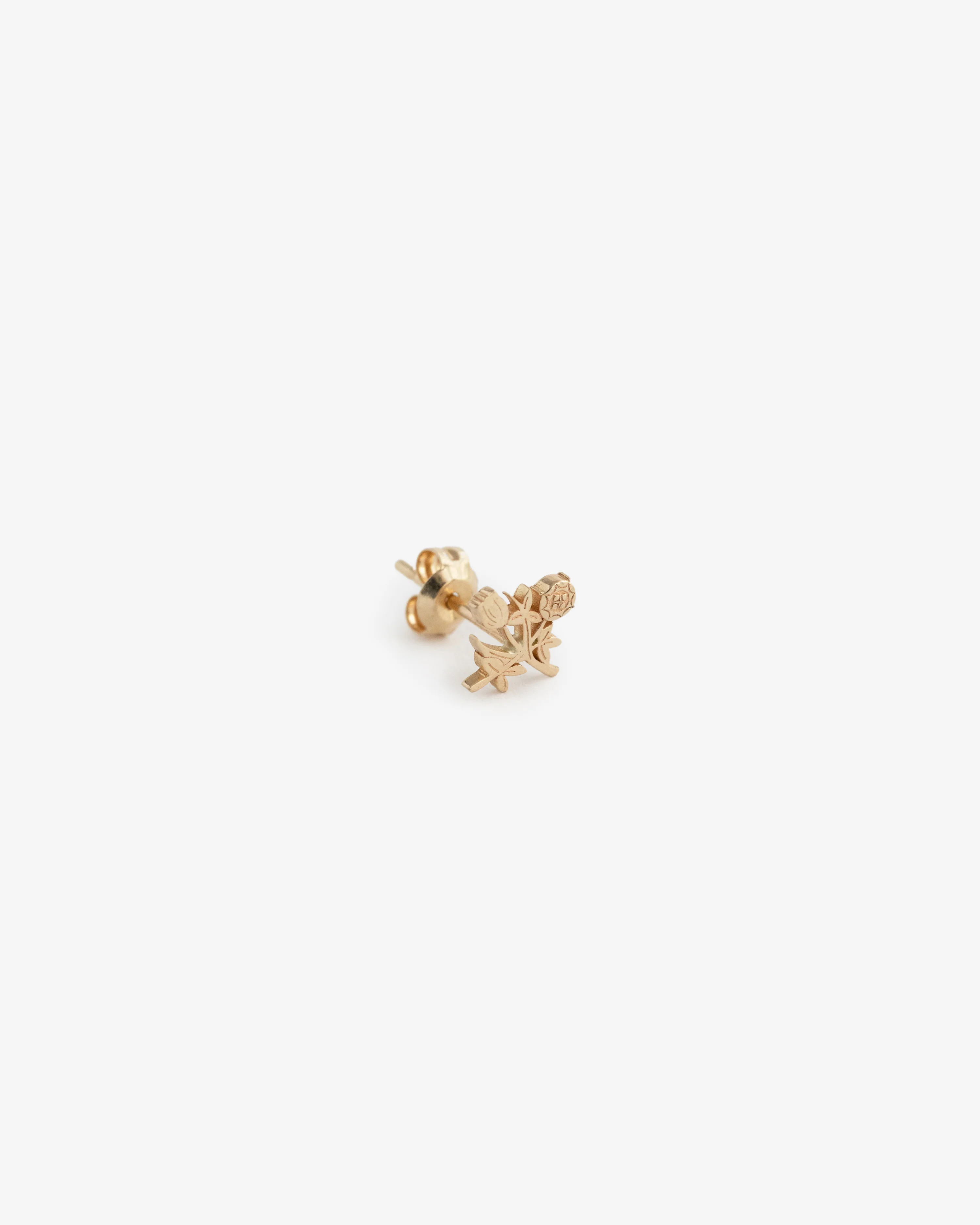 14Kt Gold Crest Earring - Image 3