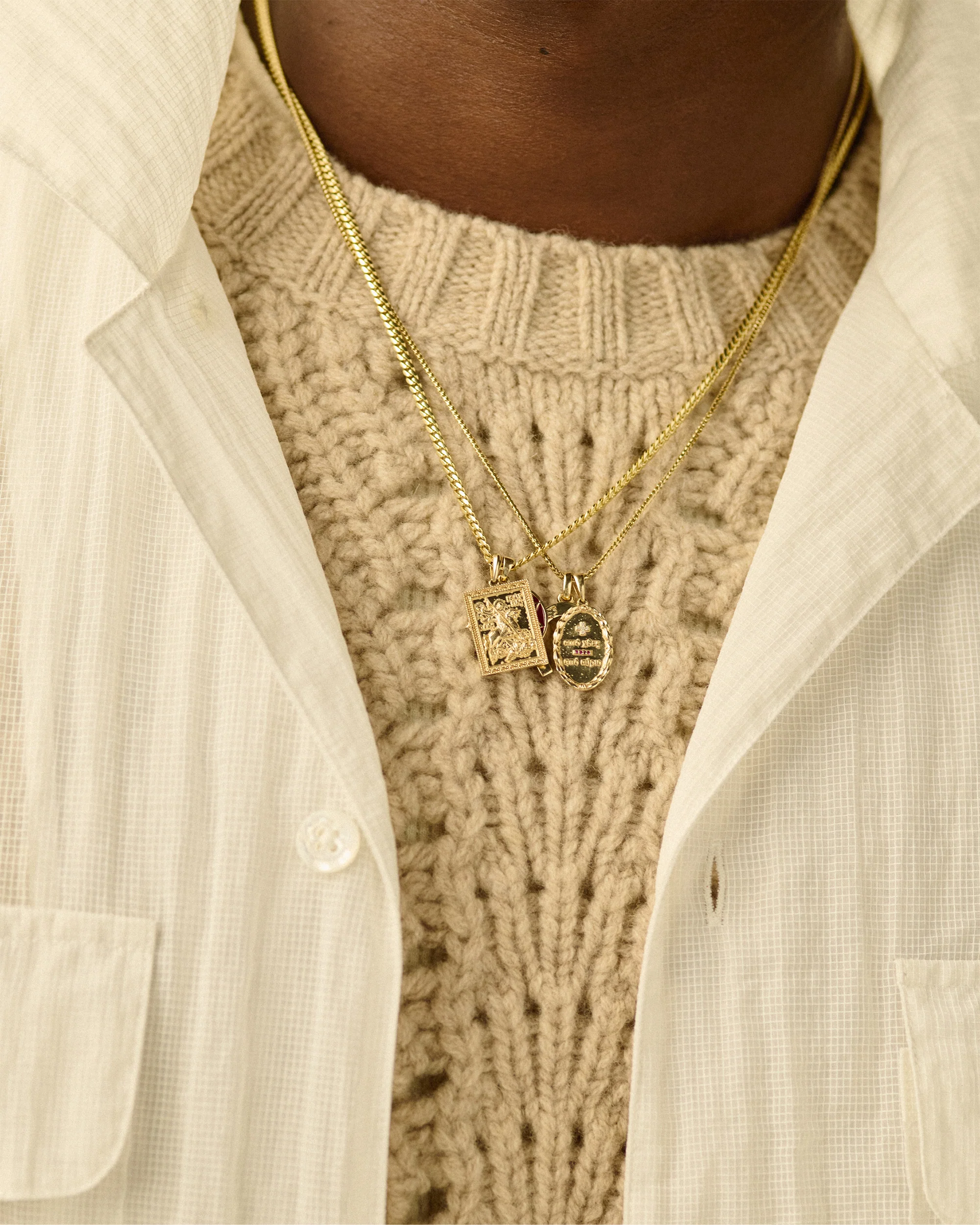 14Kt Gold Saint George Pendant - Image 3