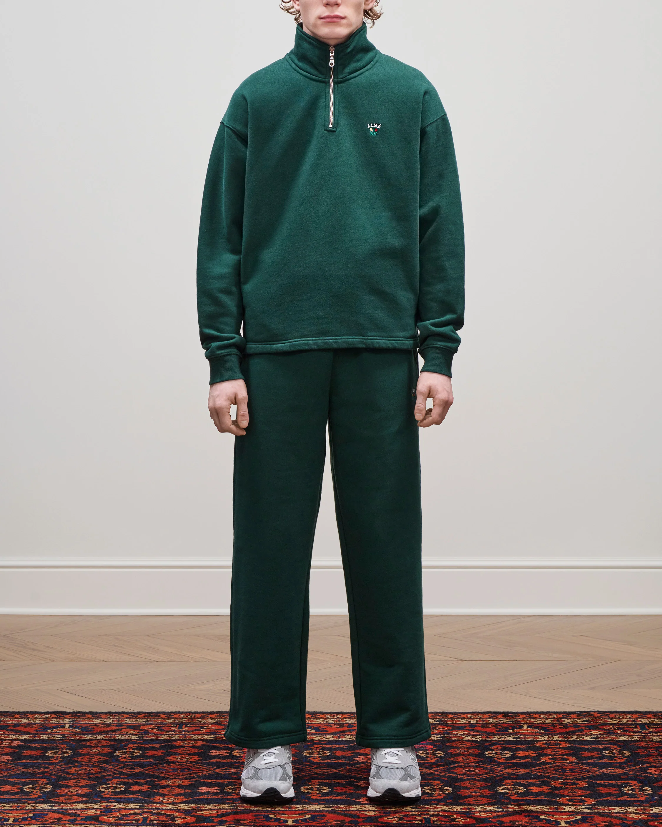 Crest    Sweatpants - Image 3