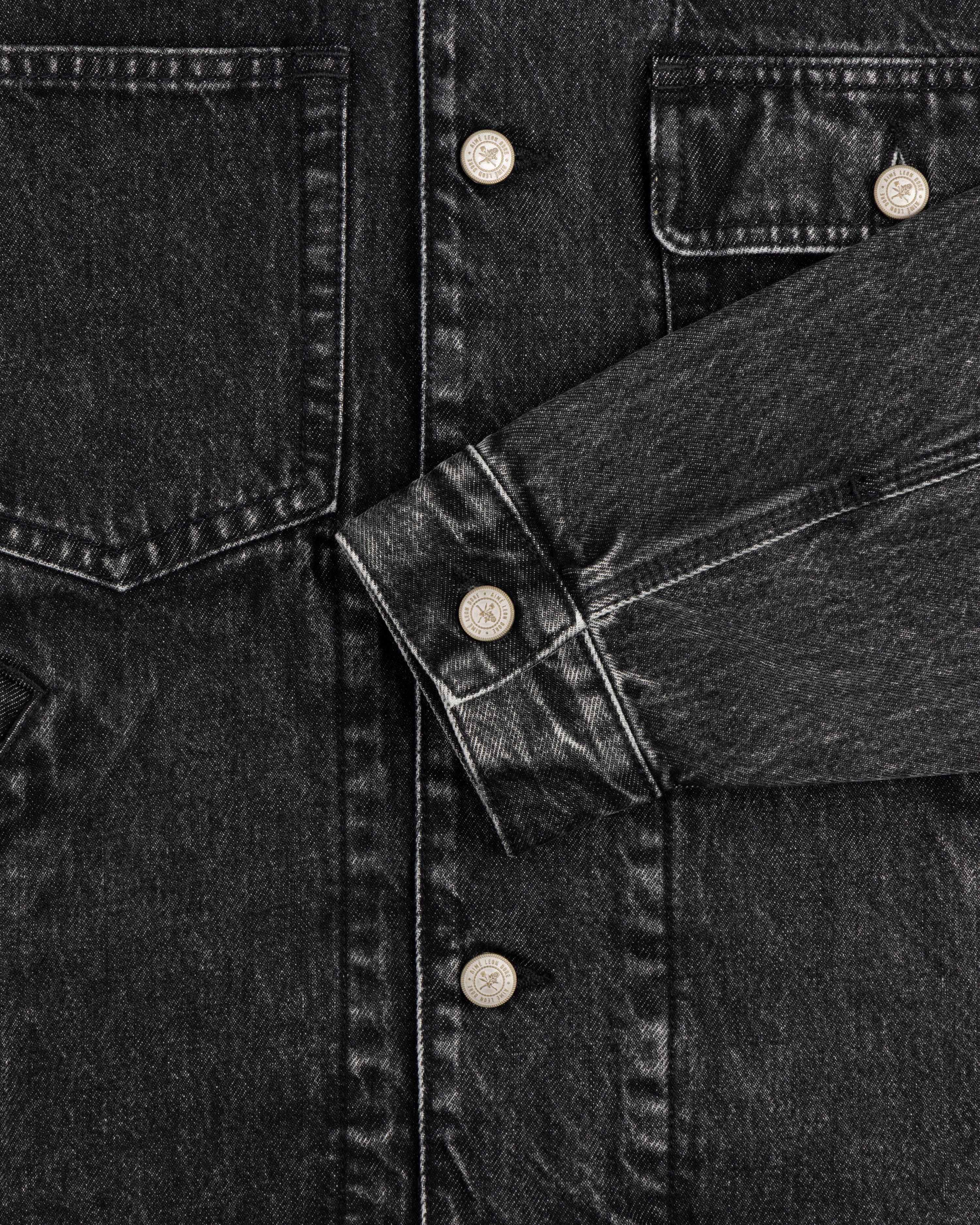 Denim      Trucker      Jacket - Image 6