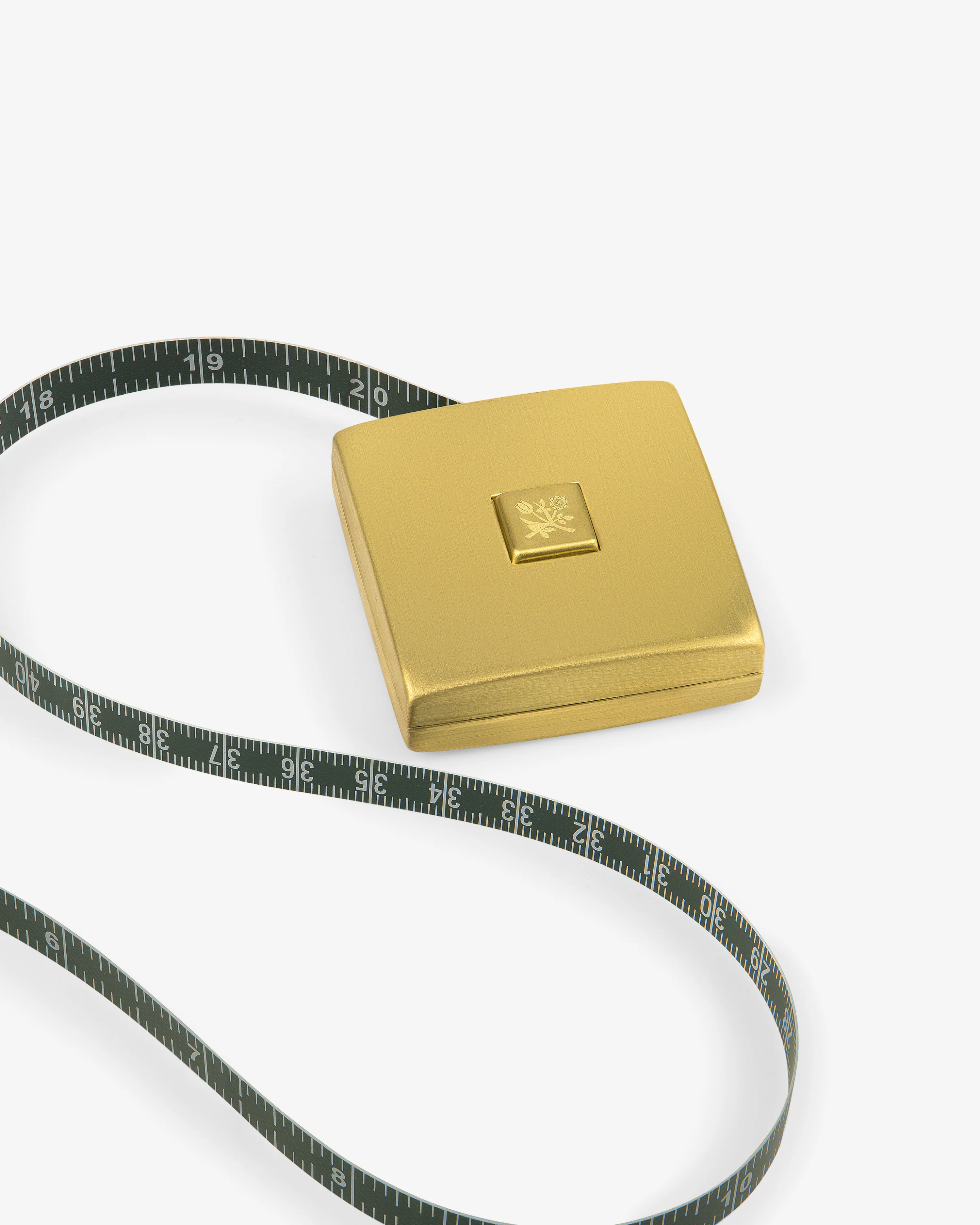 Queens Crest Brass Tape Measure - Image 3