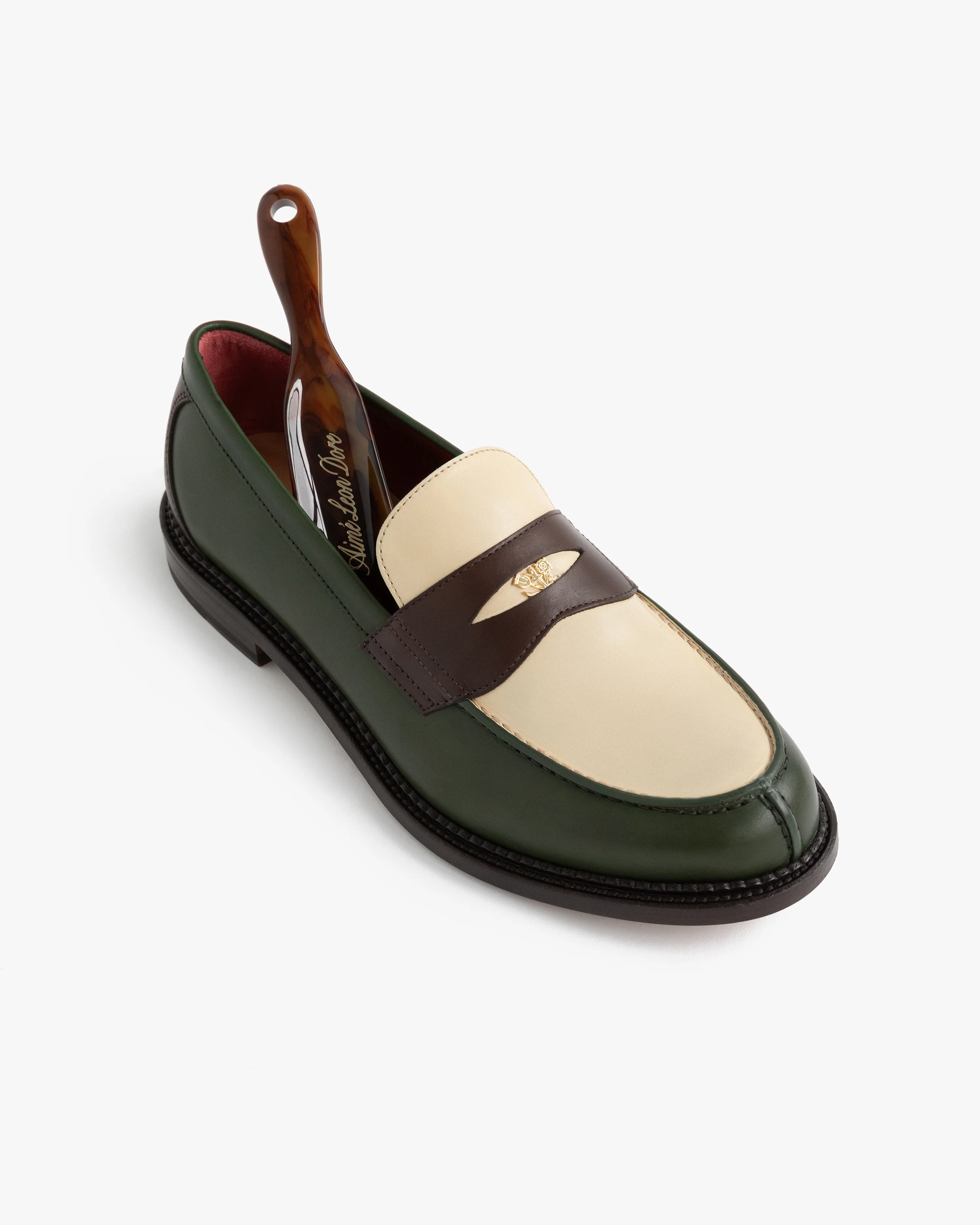 Queens     Crest     Loafer - Image 5