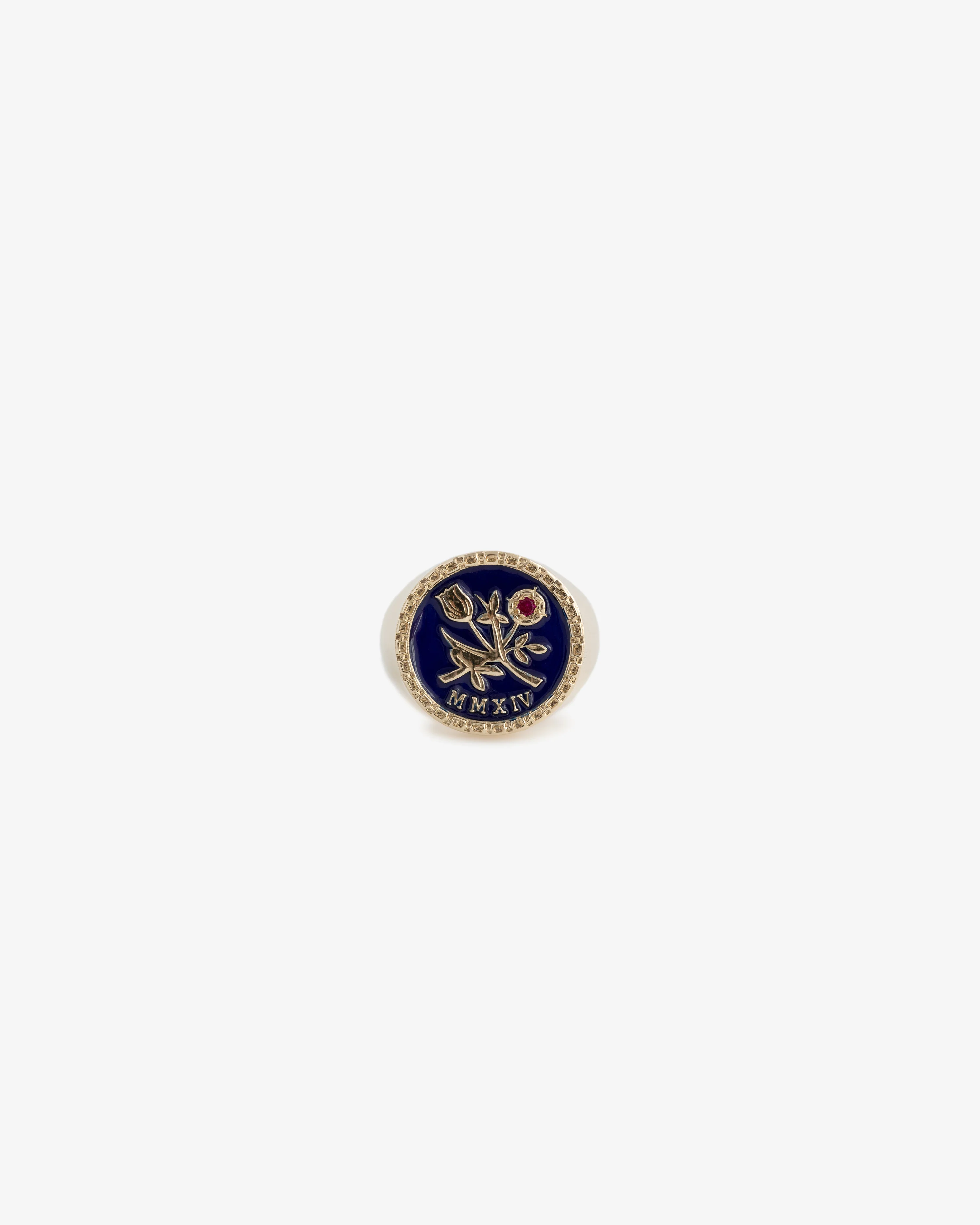 14Kt Queens Crest Ring - Image 3